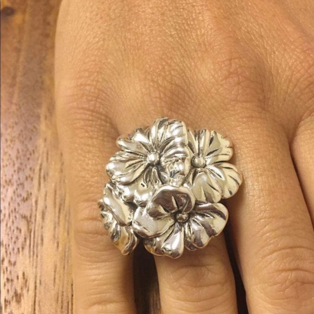 Sterling silver designer flower ring